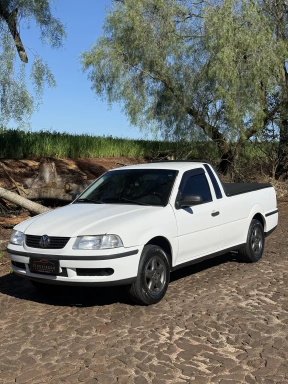 Volkswagen Saveiro 1.6 MI — foto 1 de 9