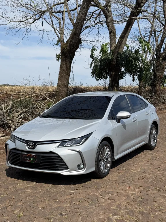 Toyota Corolla 2.0 Xei — foto 1 de 14